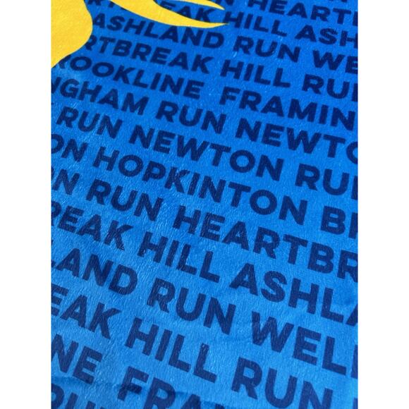 Boston Marathon Unicorn Blanket Throw Running 39X59 26.2 Soft New Blue Yellow - Picture 5 of 9